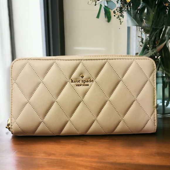 Kate Spade Quilted White Cream Beige Leather Zip Around Wallet NWT - Picture 13 of 13